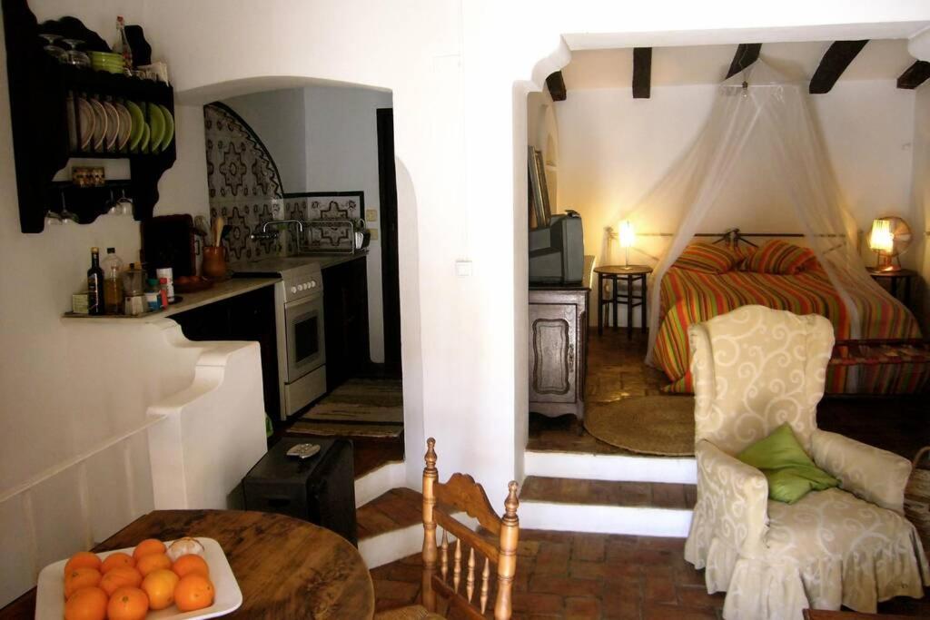 El Estudio - Beautiful Apartment In Historic Old Town Jimena De La Frontera Dış mekan fotoğraf